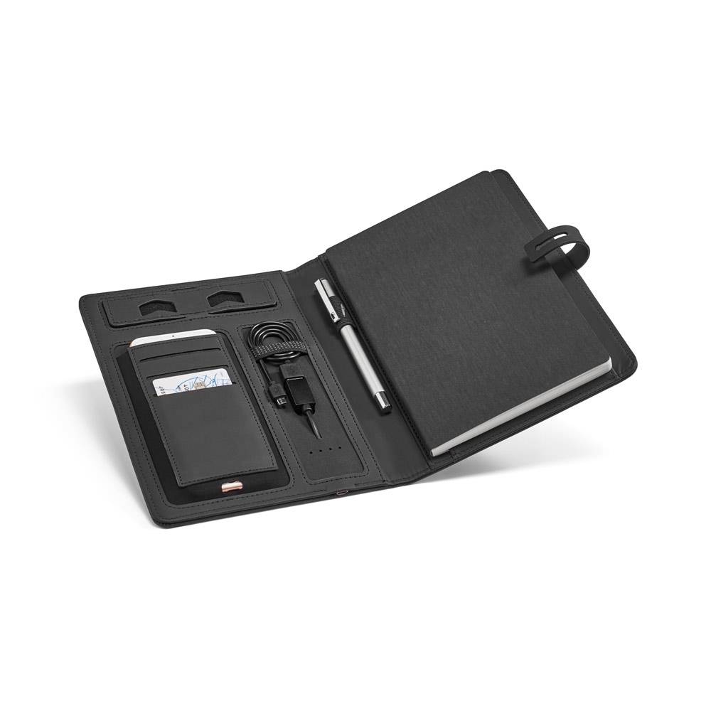 AFONSO. Pasta A5 em c. sintético com bateria portátil embutida (lítio) 4.000 mAh e caderno com 128 p