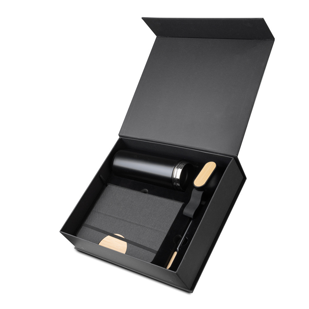 Kit Executivo Personalizado com Detalhes em Bambu-IA-CJ305